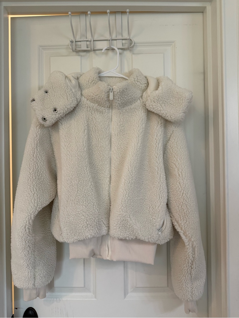 ALO Yoga Cream Sherpa Puffer Jacket for Kids with Hood